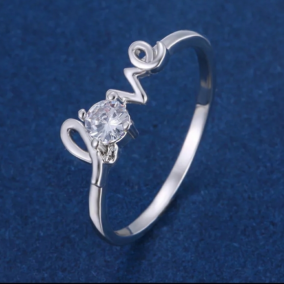 CUBIC ZIRCONIA LOVE RING - Picture 3 of 5